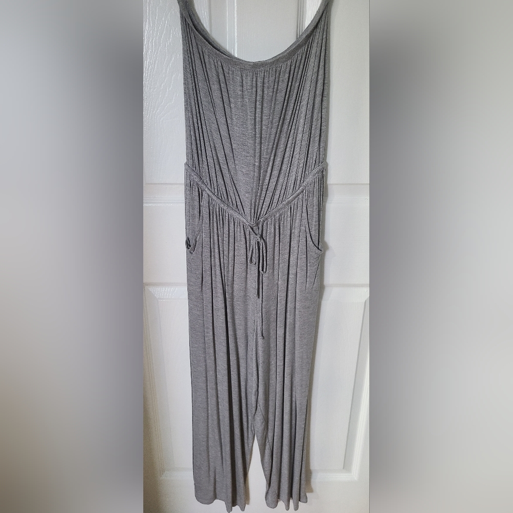 Cherish sleeveless jumpsuit size medium